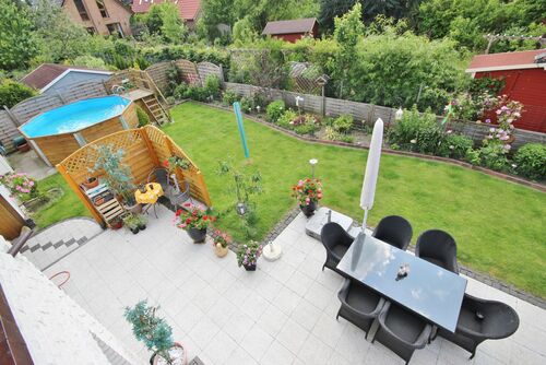 Elegante Villa mit Fernblick und Wintergarten (003a)