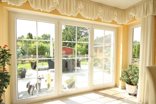 Elegante Villa mit Fernblick und Wintergarten (003a)