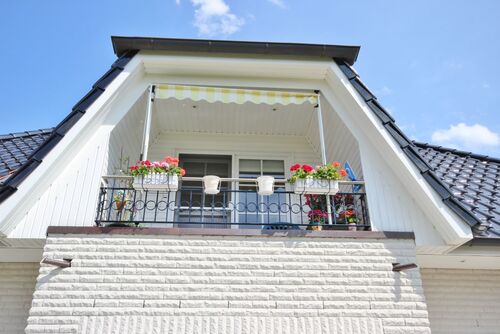 Elegante Villa mit Fernblick und Wintergarten (003a)