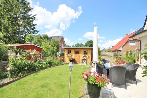 Elegante Villa mit Fernblick und Wintergarten (003a)