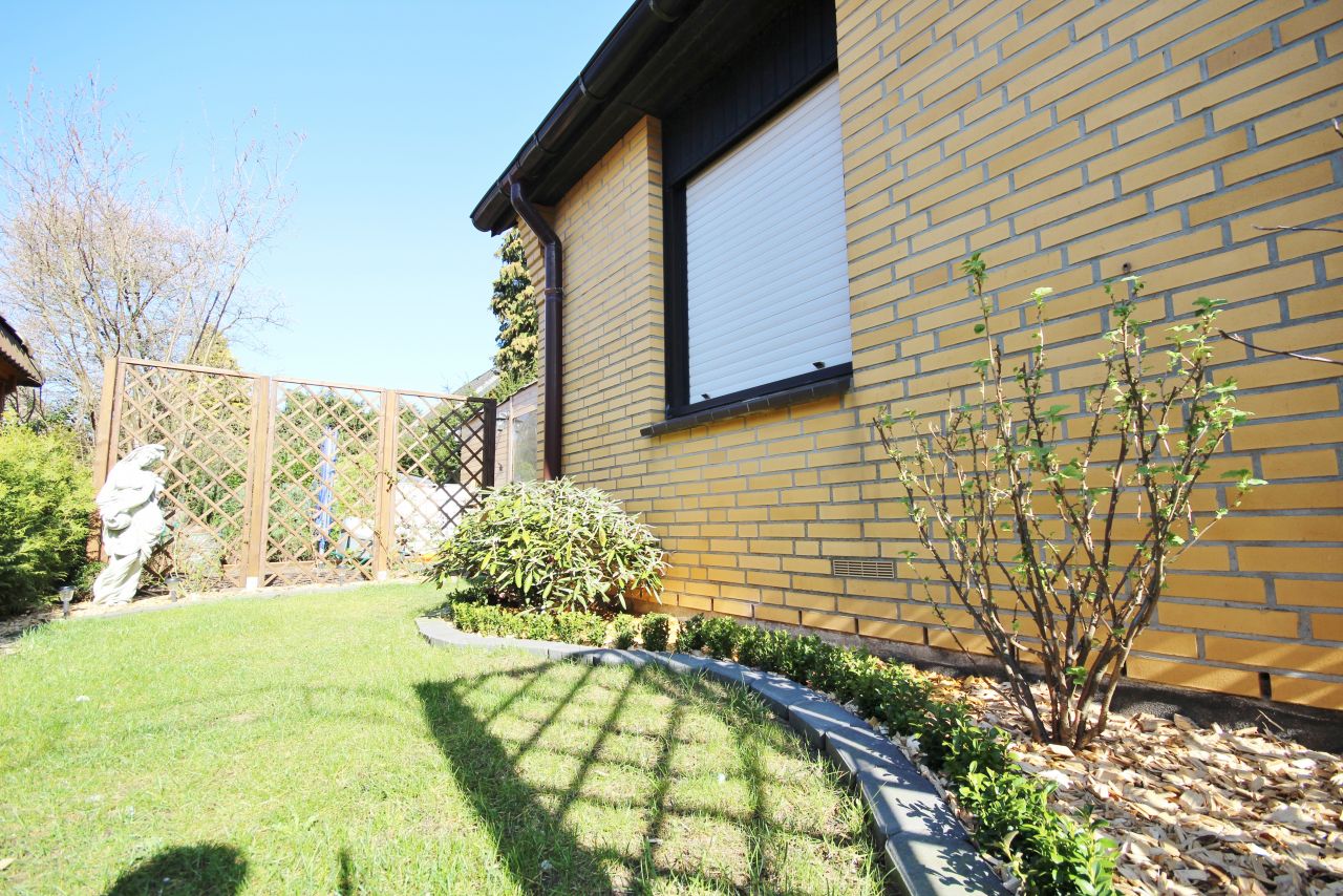 Traumhaftes Einfamilienhaus mit Seeblick – Ihr neues Zuhause! (002a)