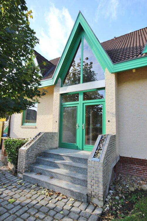 Ihr Traumhaus in Essen – Modernes Wohnen mit Fernblick (001a)