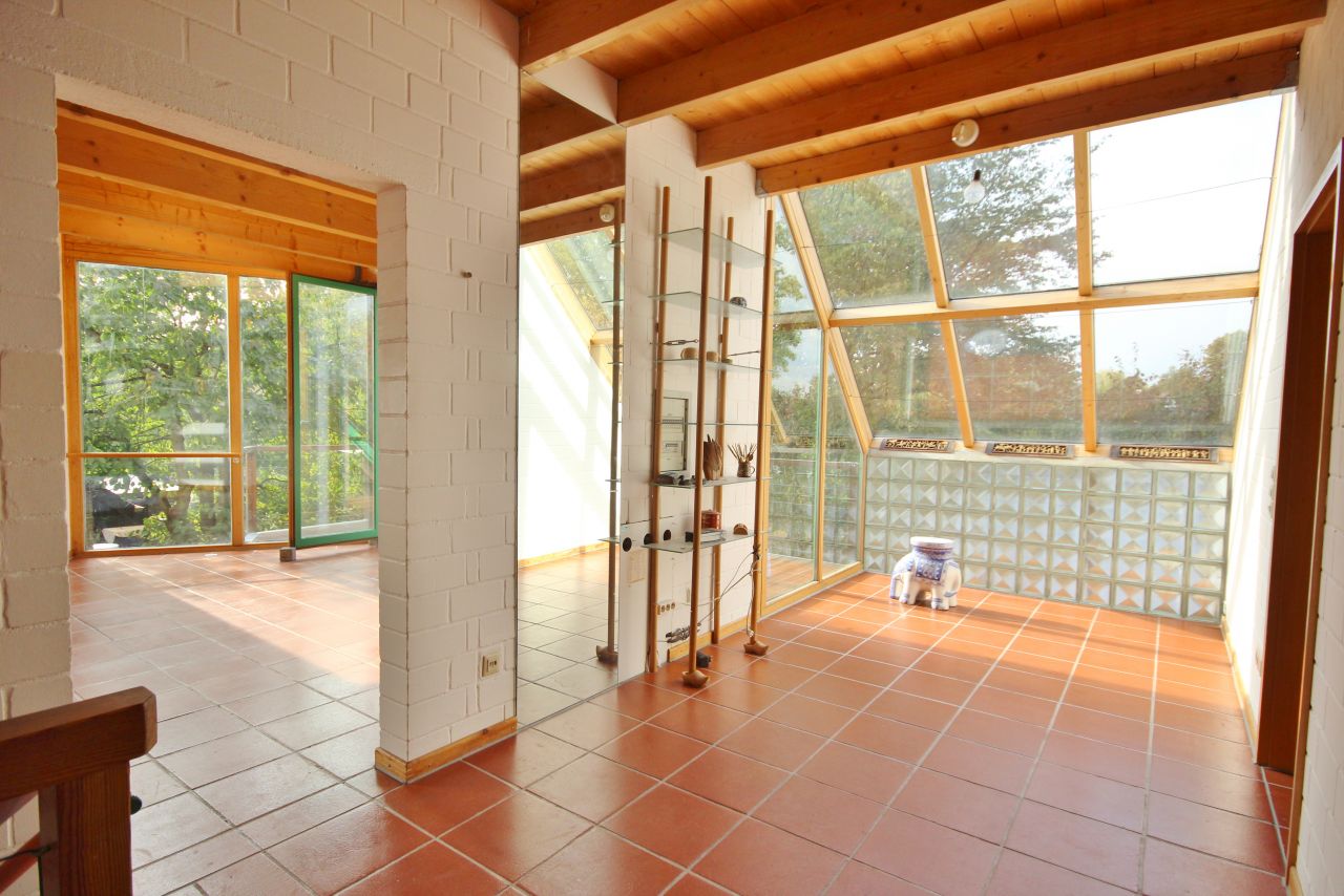 Ihr Traumhaus in Essen – Modernes Wohnen mit Fernblick (001a)