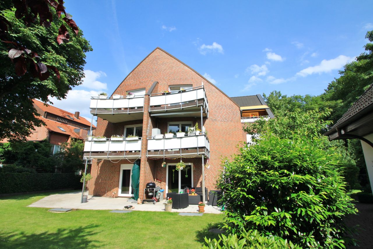Luxuriöse Eigentumswohnung im Herzen einer eleganten Villa (005a)