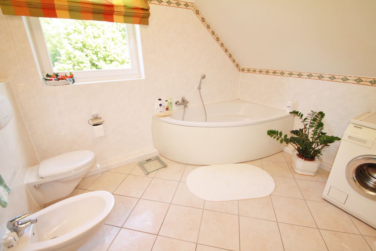 Luxuriöse Eigentumswohnung im Herzen einer eleganten Villa (005a)