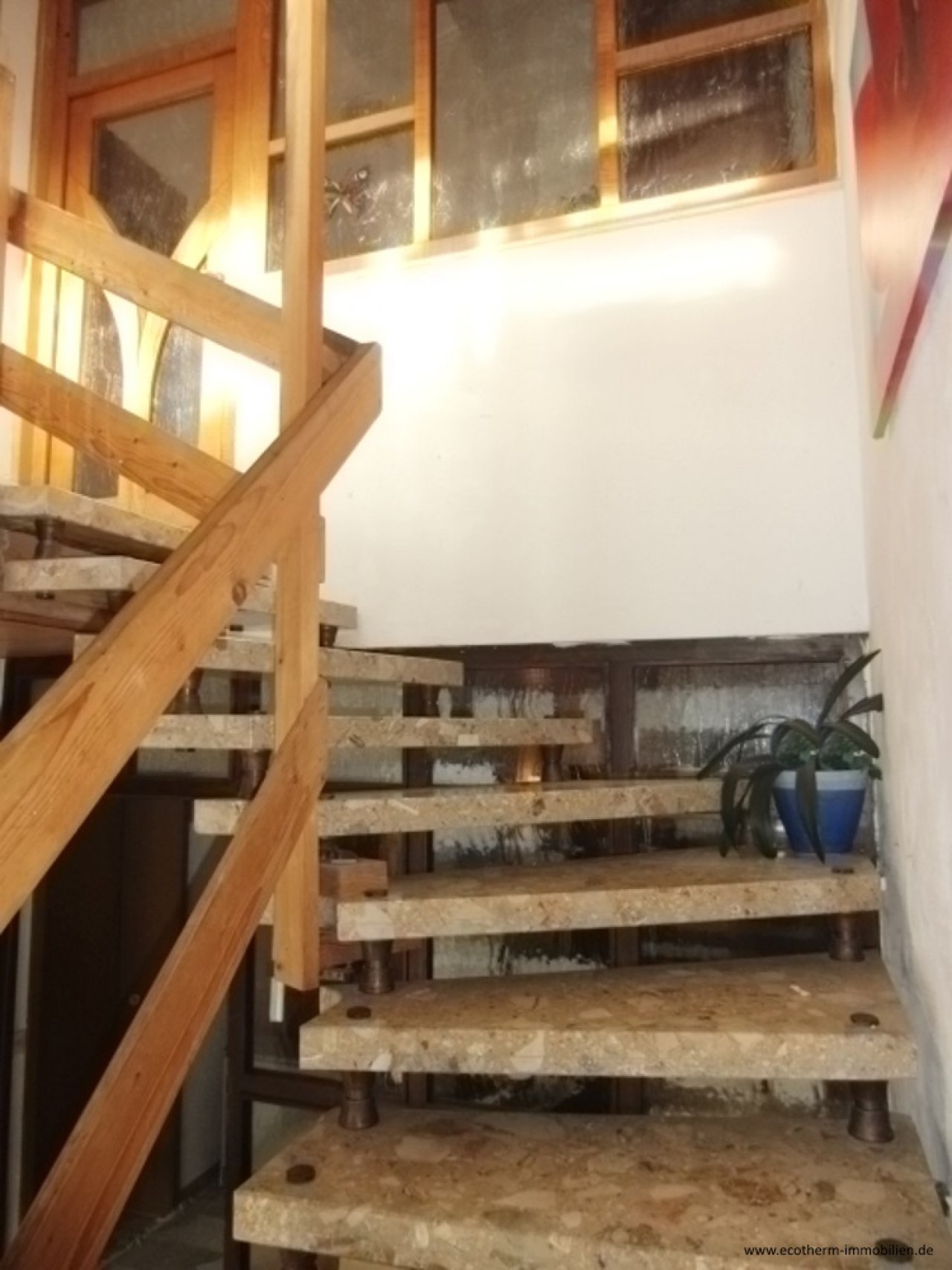 Großzügiges 2FH auf großem Grundstück in Schutterwald-Langhurst (ZFH, Studer) — Treppenhaus