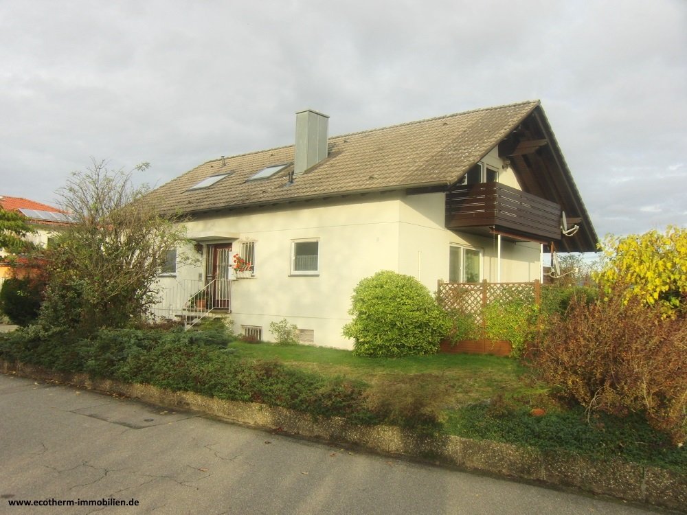 Attraktives Zweifamilienhaus in Achern-Großweier