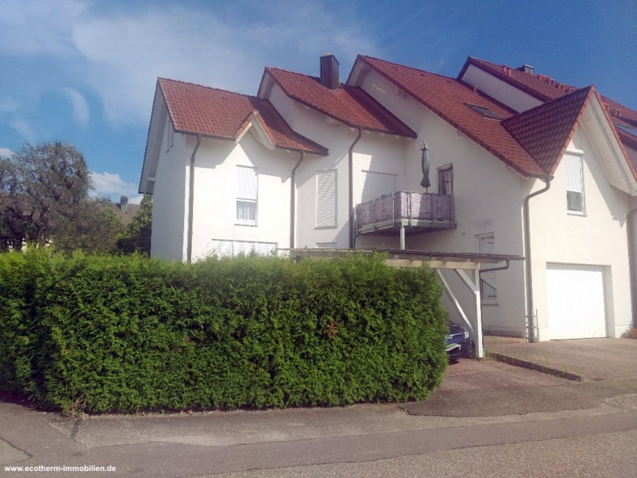 Großzügiges Einfamilienhaus im Neubaugebiet (EFH, Jakubczyk) — Aussenansicht