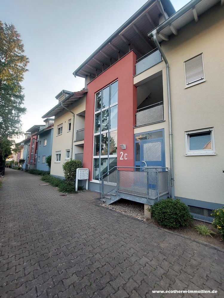 VERKAUFT 2023:_x000D_ Attraktive 2-Zimmer-Wohnung in Bühl - Stadtgebiet
